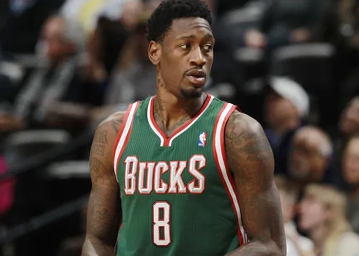 Larry Sanders Ingin Kembali Bermain Di NBA