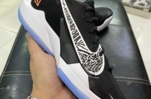 lihat lebih dekat nike zoom freak 2 giannis! | spin kicks