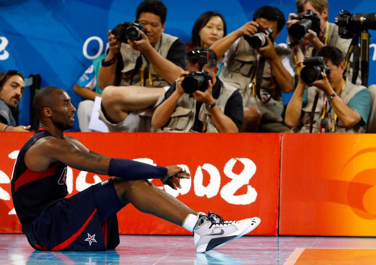 Kobe Bryant & Nike Hyperdunk Sang Pengubah Nike Basketball