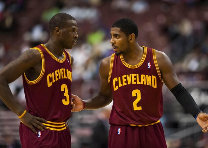Dion Waiters dan Kyrie Irving Tidak Pernah Akrab Selama di Cleveland?