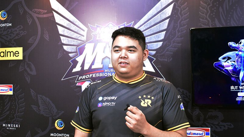 Capai 10 Lebih Title Supreme, RRQ R7 Salah Satunya! | SPIN Esports