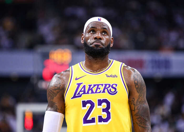 LeBron Mengatakan Lakers Memiliki Sebuah Masalah Di Luar Lapangan?