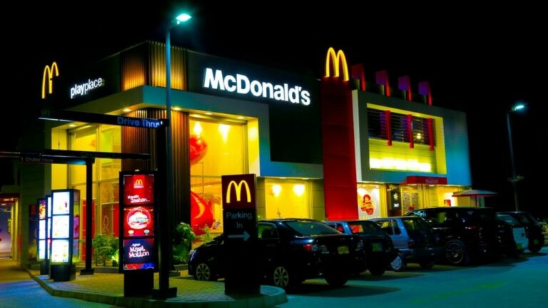 Ikuti Tren, McDonalds Akan Bangun Restoran Virtual di Metaverse