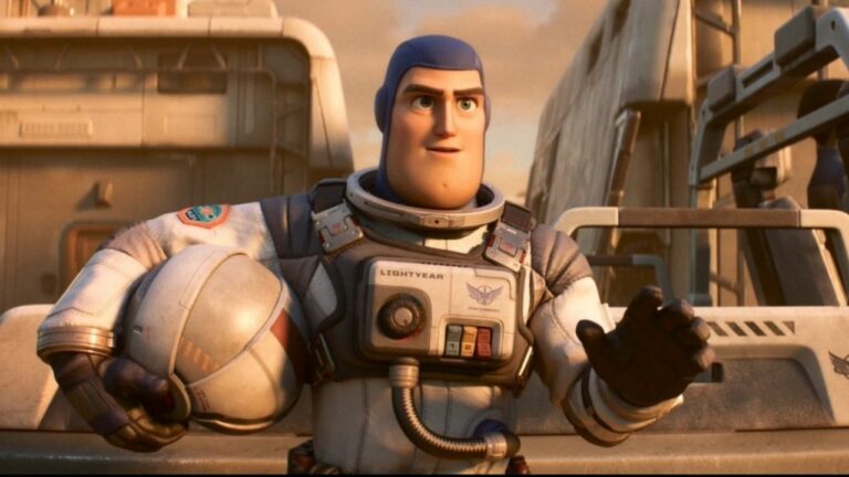 Trailer Lightyear