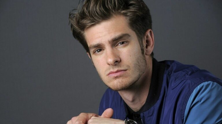 Andrew Garfield Rehat