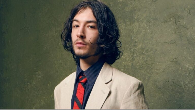 Ezra Miller Ditangkap Polisi