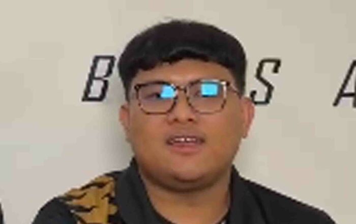 Coach Dominator