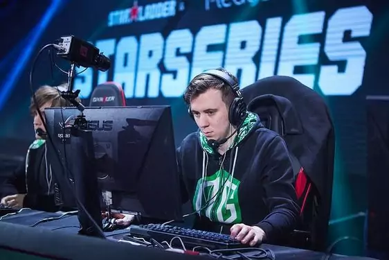 pemain esports