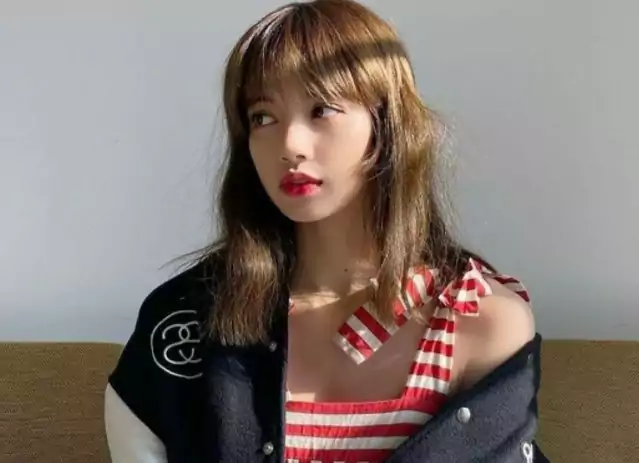 Lisa BLACKPINK