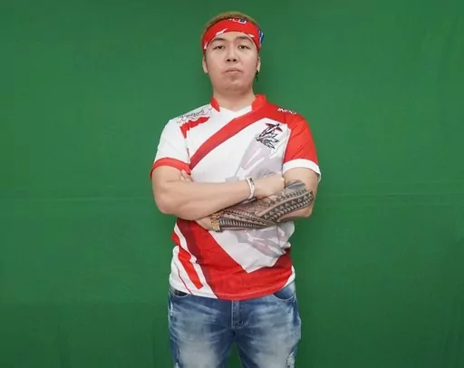 pemilik lambe moba